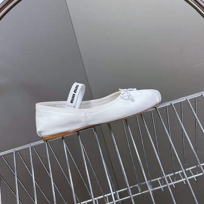 BALLET FLAT SHOES WHITE GLOSSY SHEEPSKIN