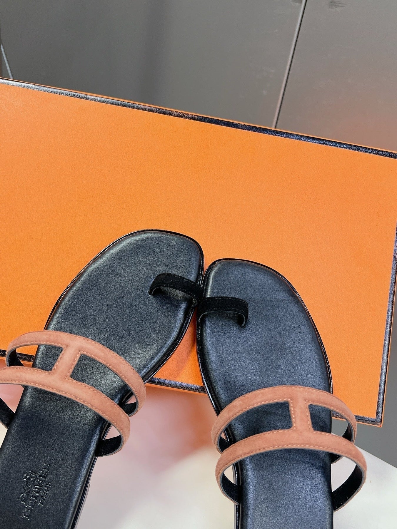 Georgia Sandals Peach Suede Black Calfskin