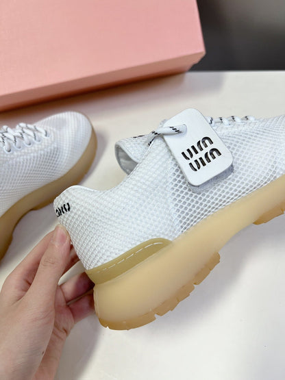 BASIC SNEAKERS IN WHITE MESH