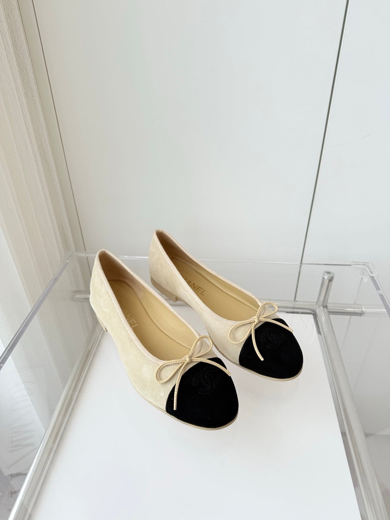 BALLET FLAT IN LIGHT YELLOW MIX BLACK SUEDE