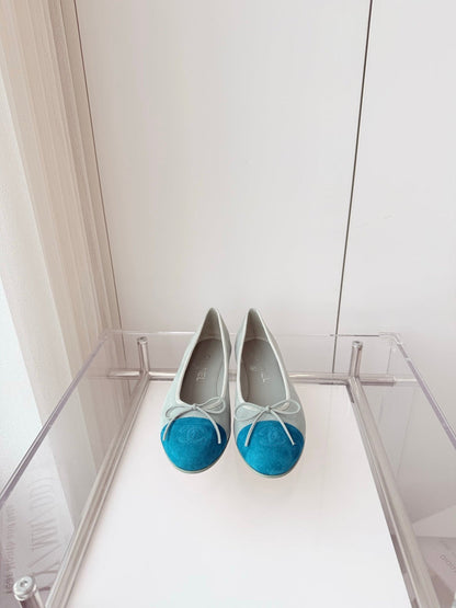 BALLET FLAT IN CERULEAN BLUE MIX PEARL GRAY SUEDE