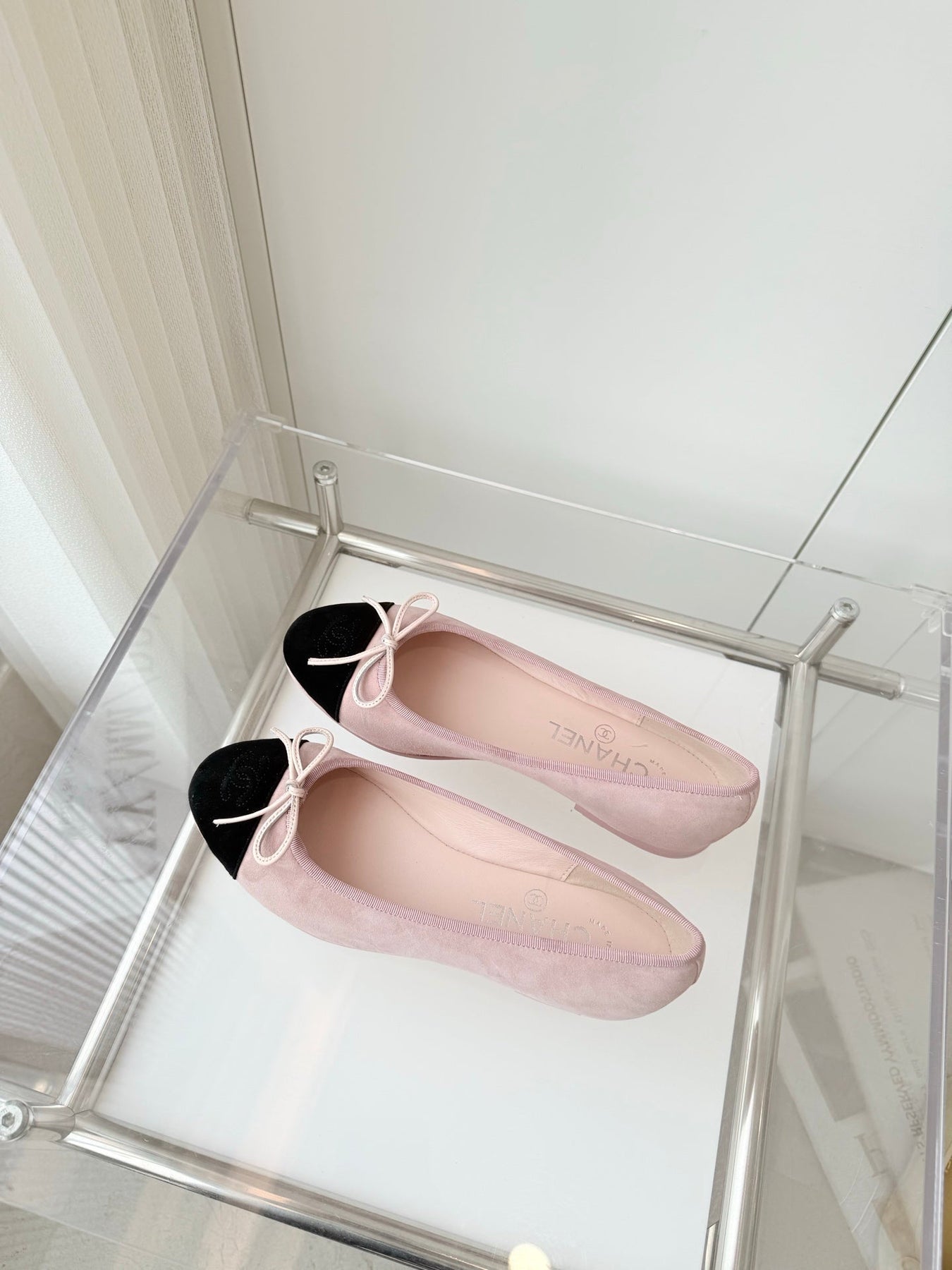 BALLET FLAT IN BABY PINK MIX BLACK SUEDE