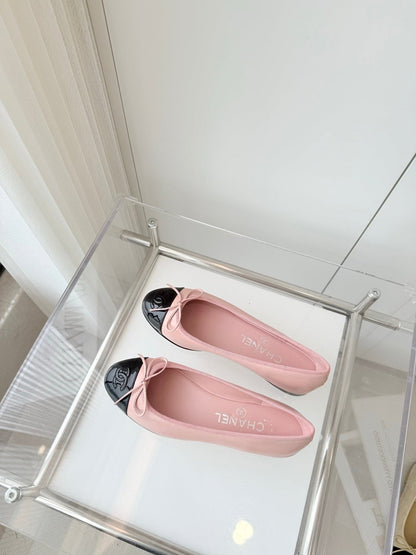 BALLET FLAT IN BABY PINK MIX BLACK CALFSKIN