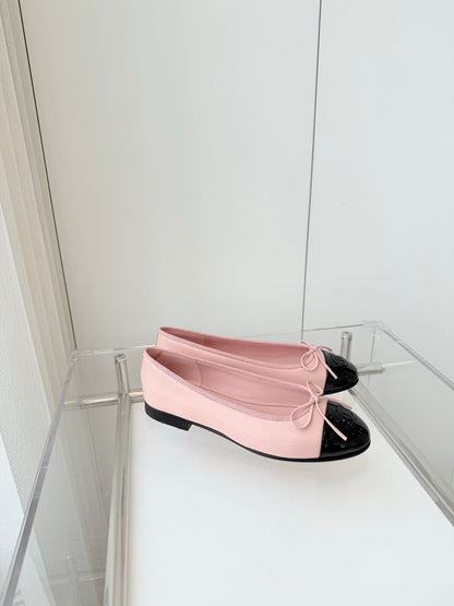 BALLET FLAT IN BABY PINK MIX BLACK CALFSKIN