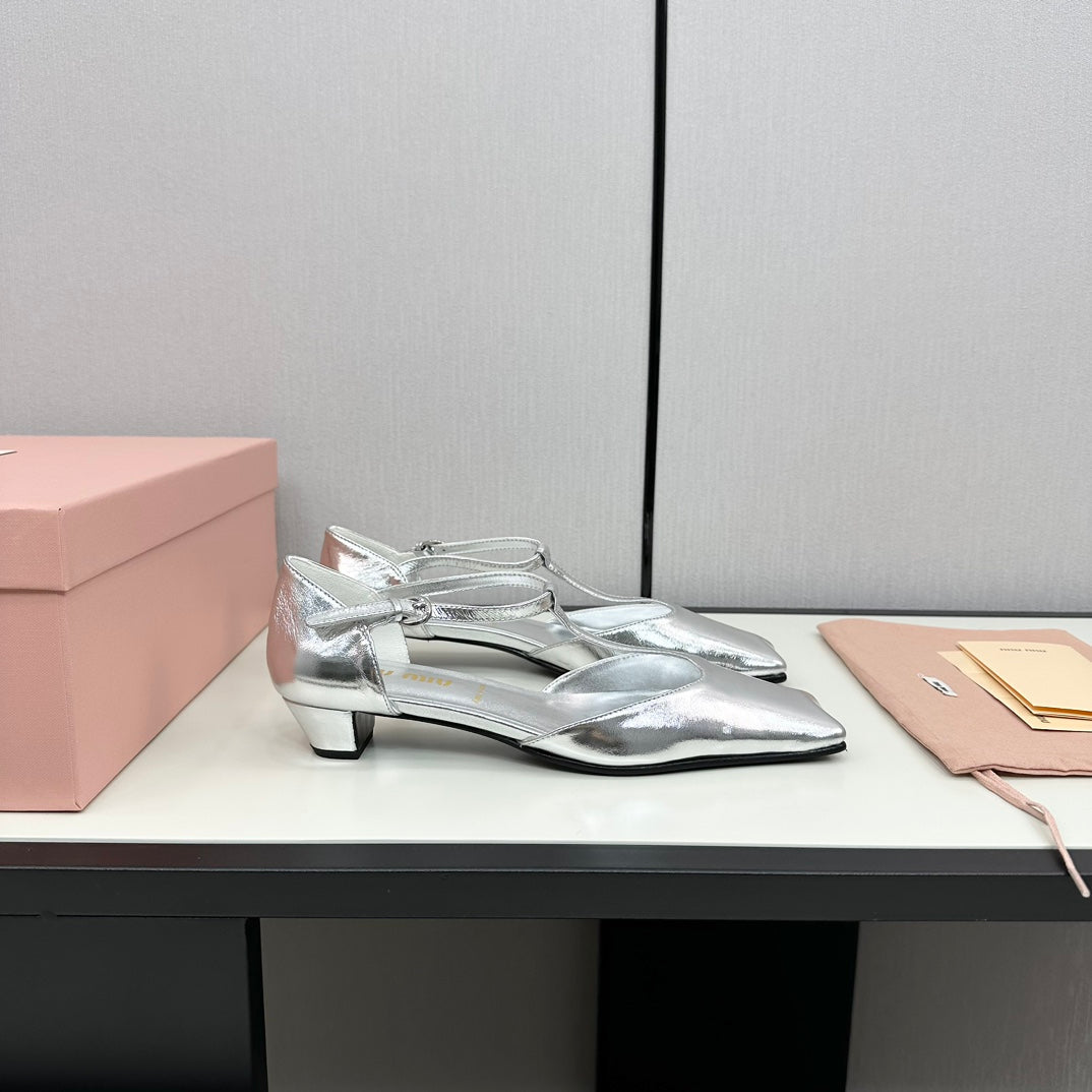 BALLET SANDAL SILVER LAMBSKIN WITH T-STRAP