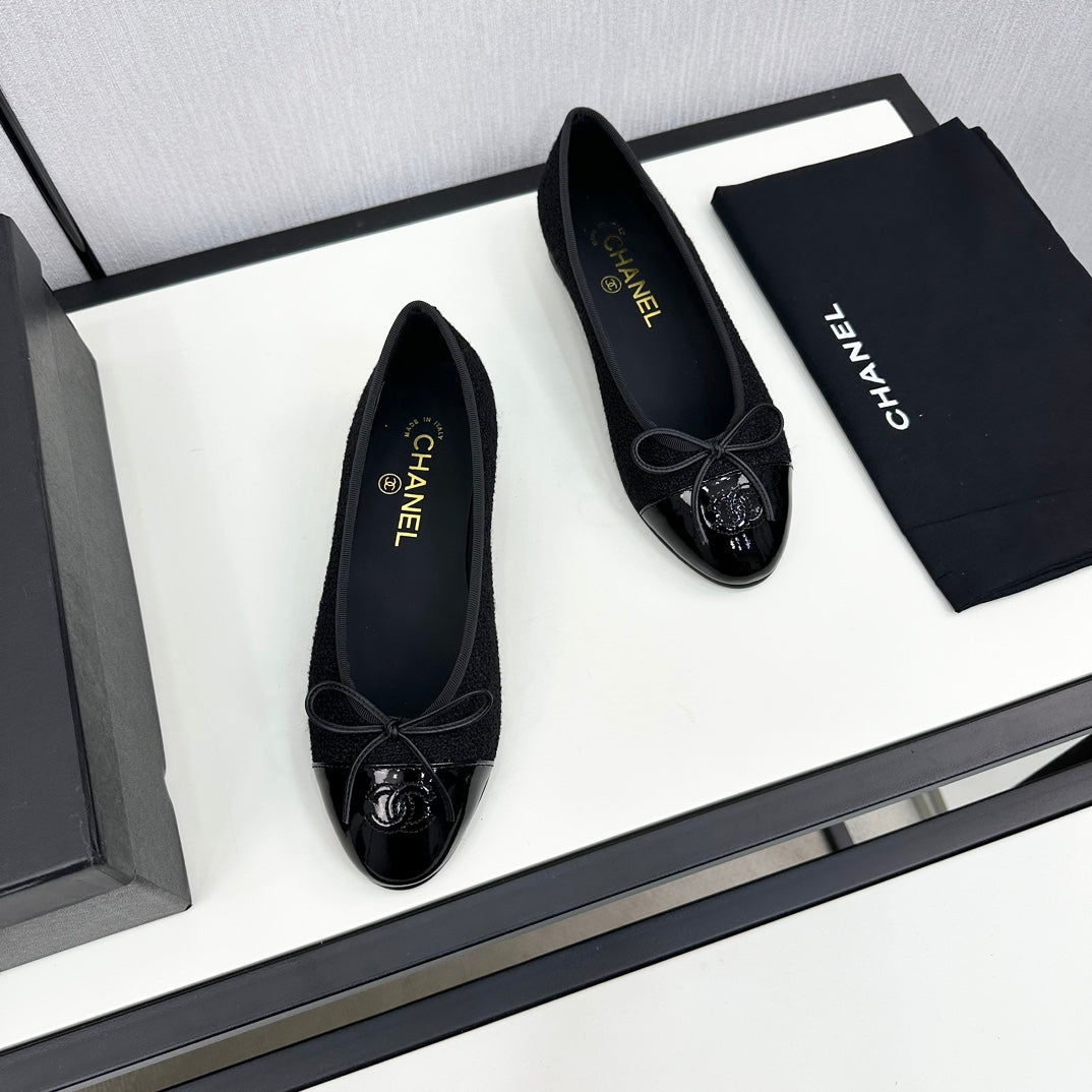 BALLET FLATS IN BLACK TWEED AND CALFSKIN