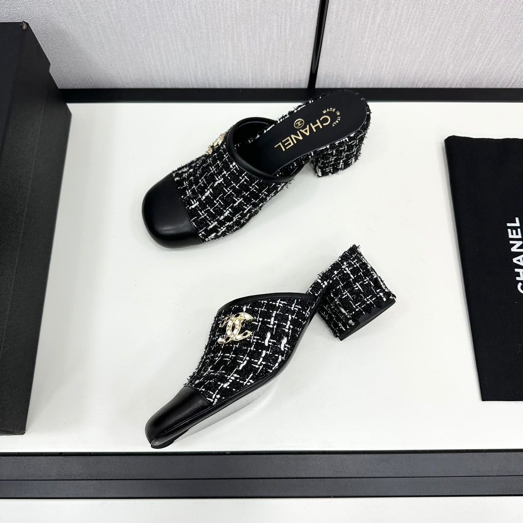 CC HIGH MULE IN BLACK MIX WHITE WOOL TWEED AND CALFSKIN