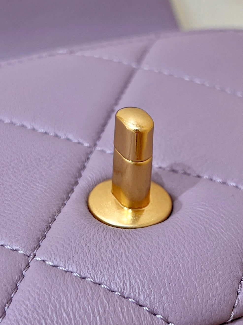 MINI FLAP BAG 16 IN BABY PURPLE LAMBSKIN GOLD DOUBLE C THICK CHAIN