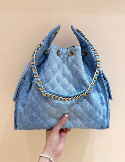 CC 25 HANDBAG 40 IN BLUE DENIM GOLD HARDWARE