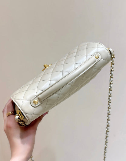QUILTED FLAP BAG WITH HANDLE 26 IN BEIGE LAMBSKIN GOLD PLATED METAL