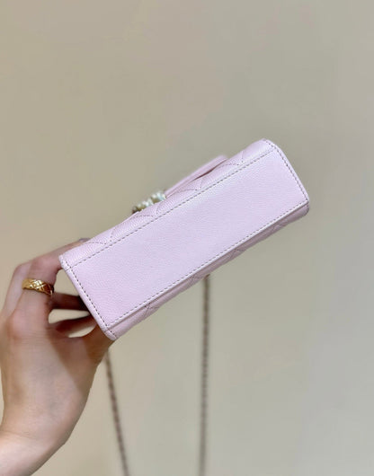 QUILTED FLAP BAG WITH HANDLE 18 IN BABY PINK LAMBSKIN GOLD HARDWARE