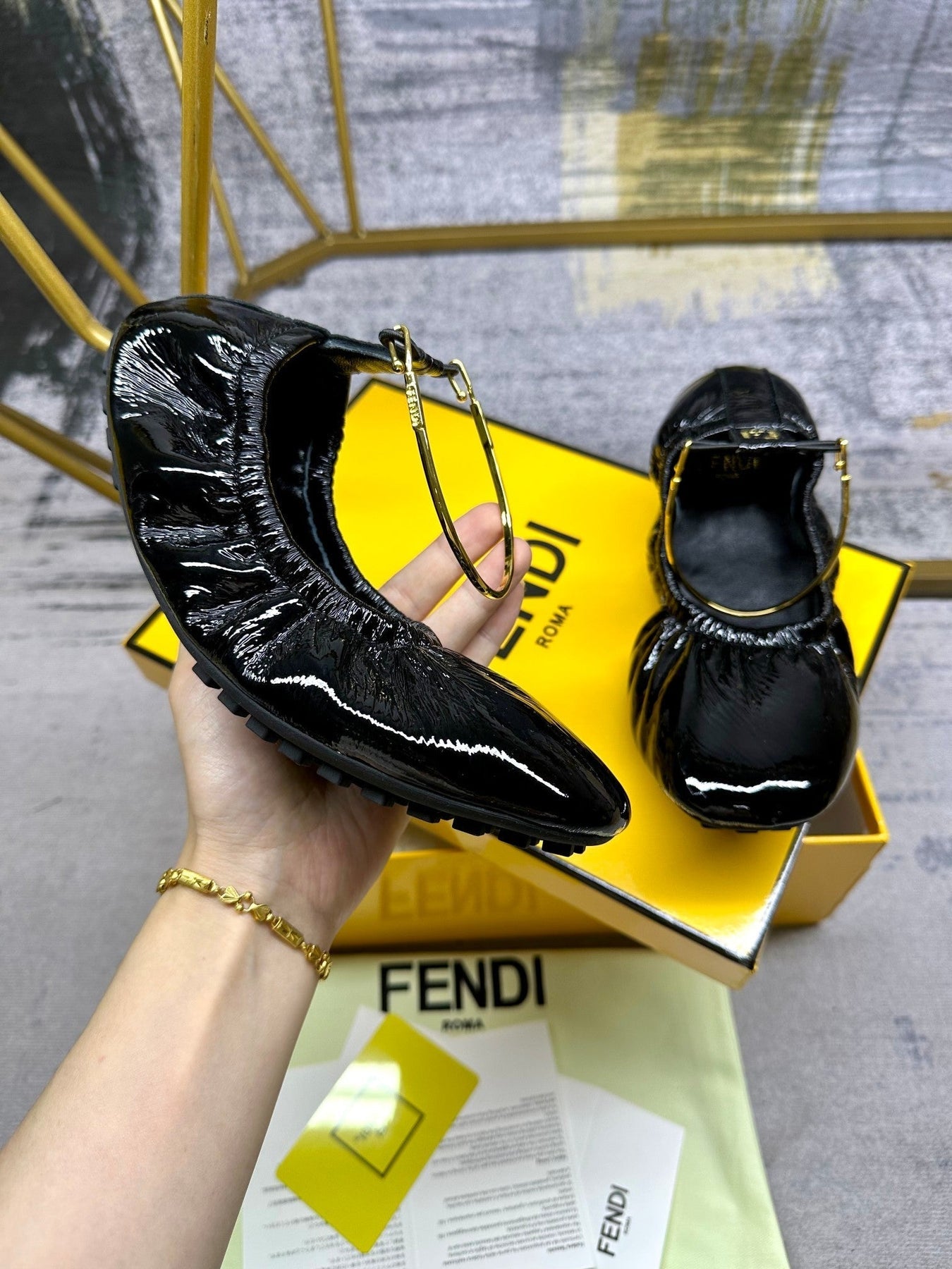 FENDI FILO BALLET IN BLACK LAMBSKIN WITH GOLD HARDWARE