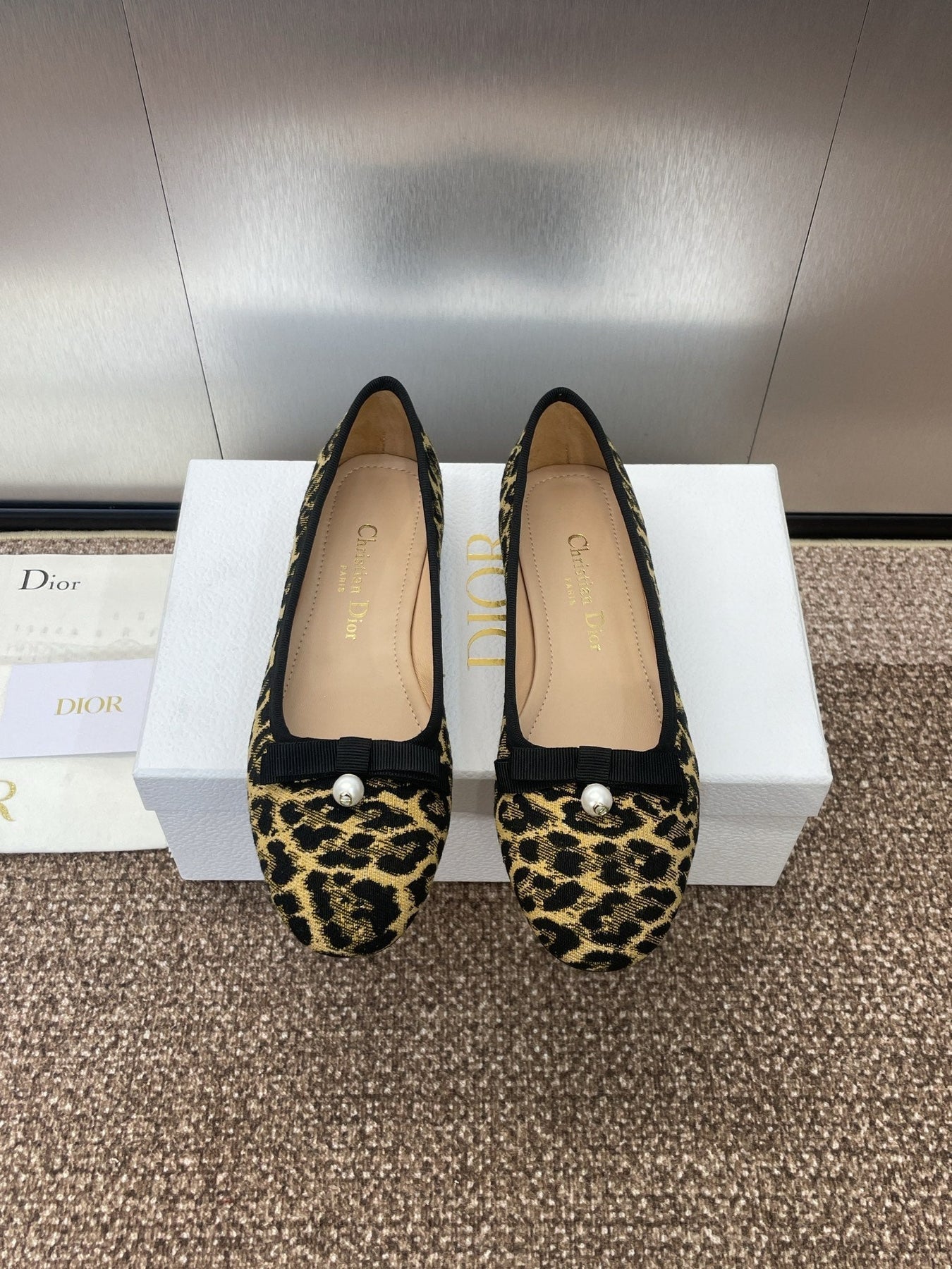 PEARL BALLET FLAT CAMEL PONY HAIR CALFSKIN WITH BROWN LEOPARD MOTIF