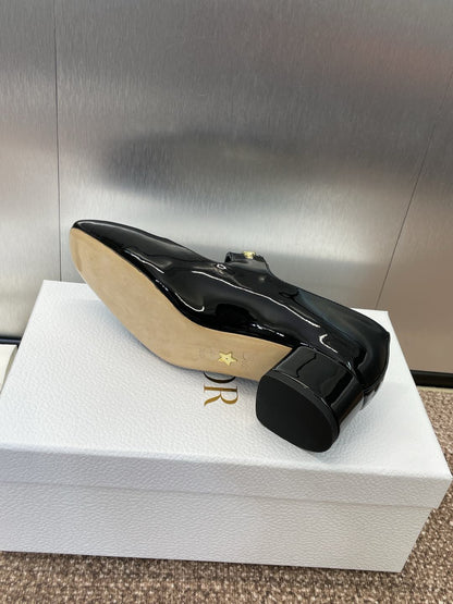 MEDIUM 35 MM HEEL PUMP IN BLACK PATENT CALFSKIN