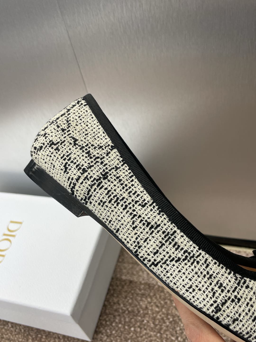 BALLET FLAT IN WHITE MIX BLACK EMBROIDERED CANNAGE TWEED