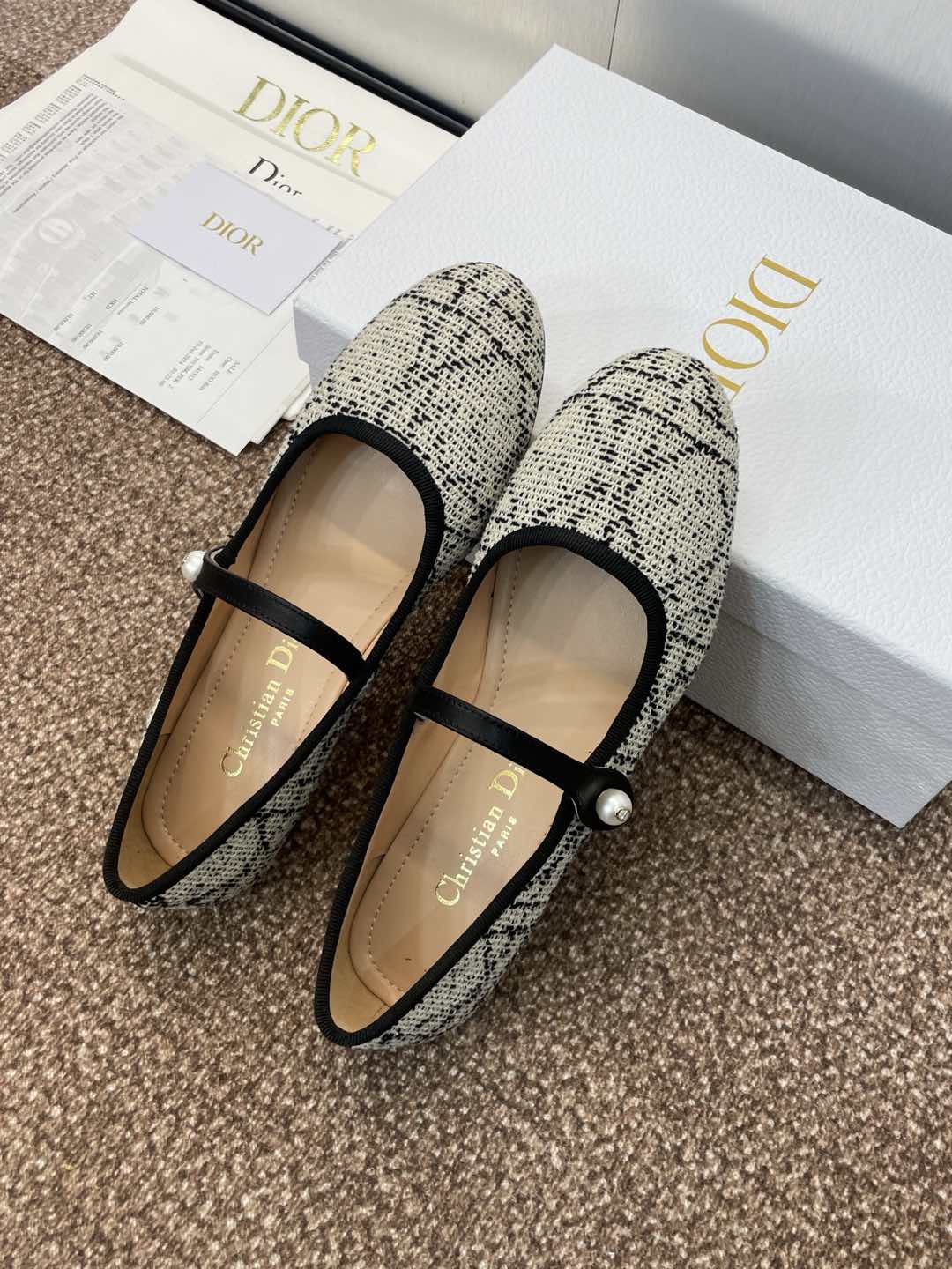 D-RAMOUR BALLET FLATS IN WHITE MIX BLACK EMBROIDERED CANNAGE TWEED