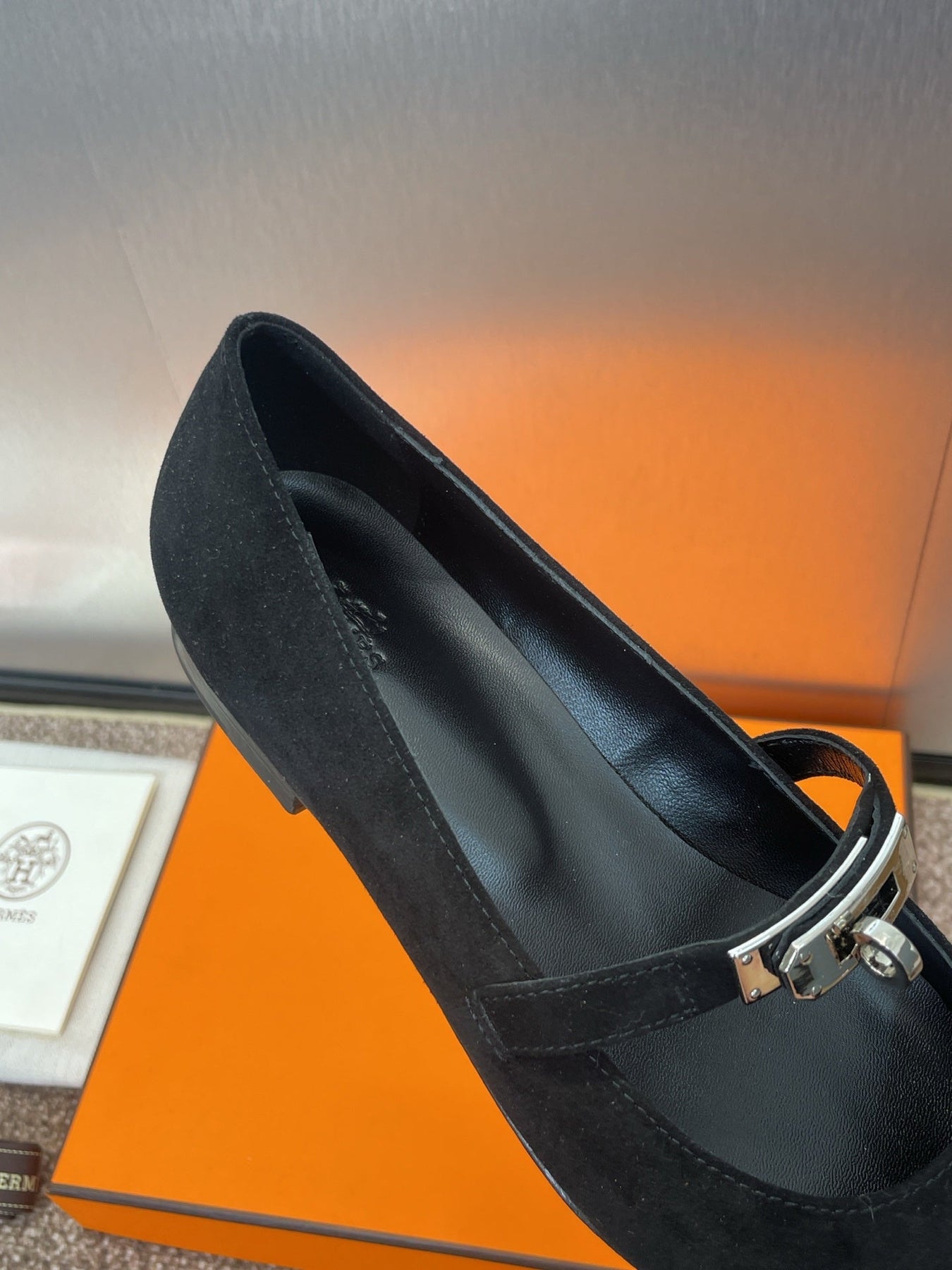 KIARA FLAT PUMP IN BLACK SUEDE