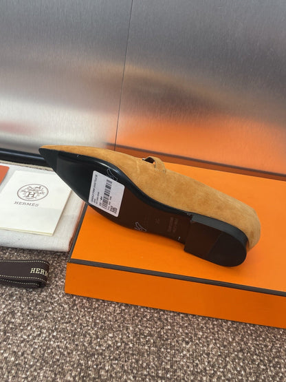 KIARA FLAT PUMP IN BRONZE BROWN SUEDE