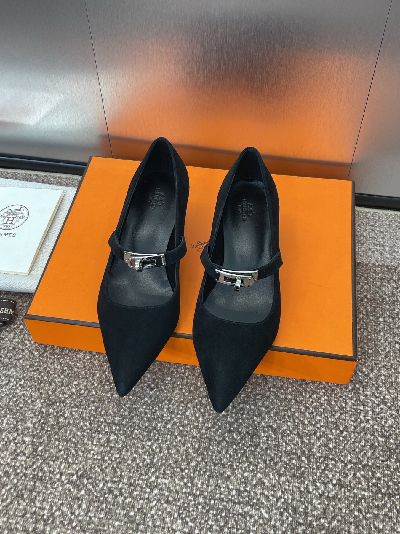 KIARA 40 MM PUMP IN BLACK SUEDE