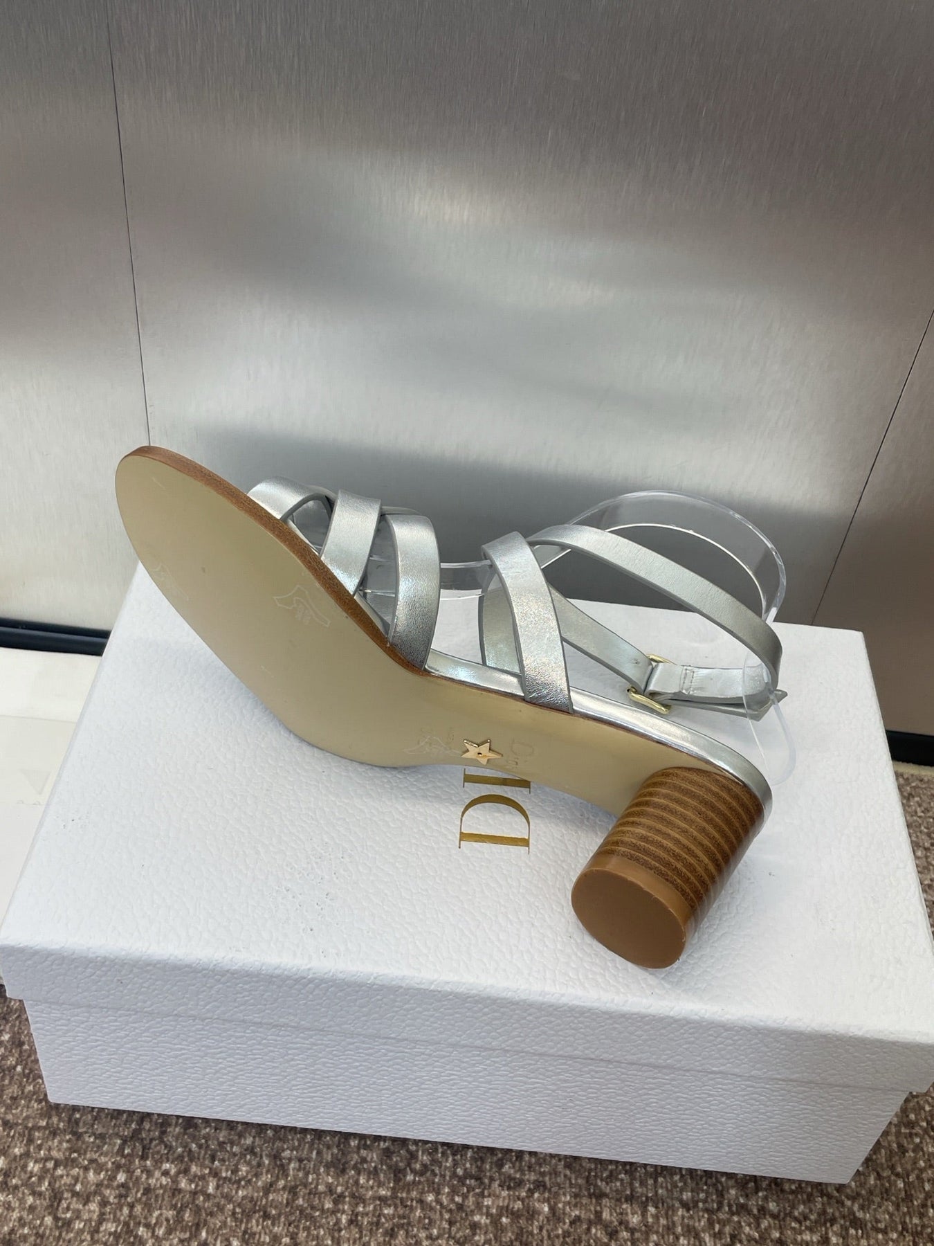 D-CLUB HIGH HEEL SLIDE 25S 55MM IN SILVER GLOSSY CALFSKIN