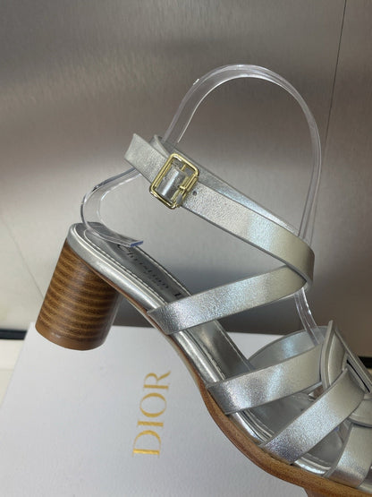 D-CLUB HIGH HEEL SLIDE 25S 55MM IN SILVER GLOSSY CALFSKIN