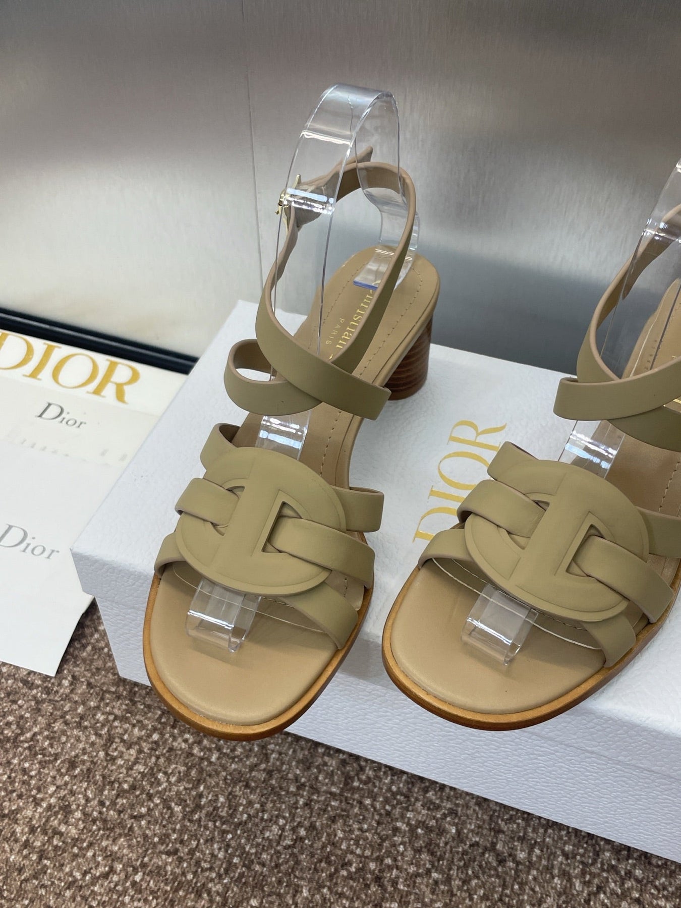 D-CLUB HIGH HEEL SLIDE 25S 55MM IN GOLDEN BEIGE CALFSKIN