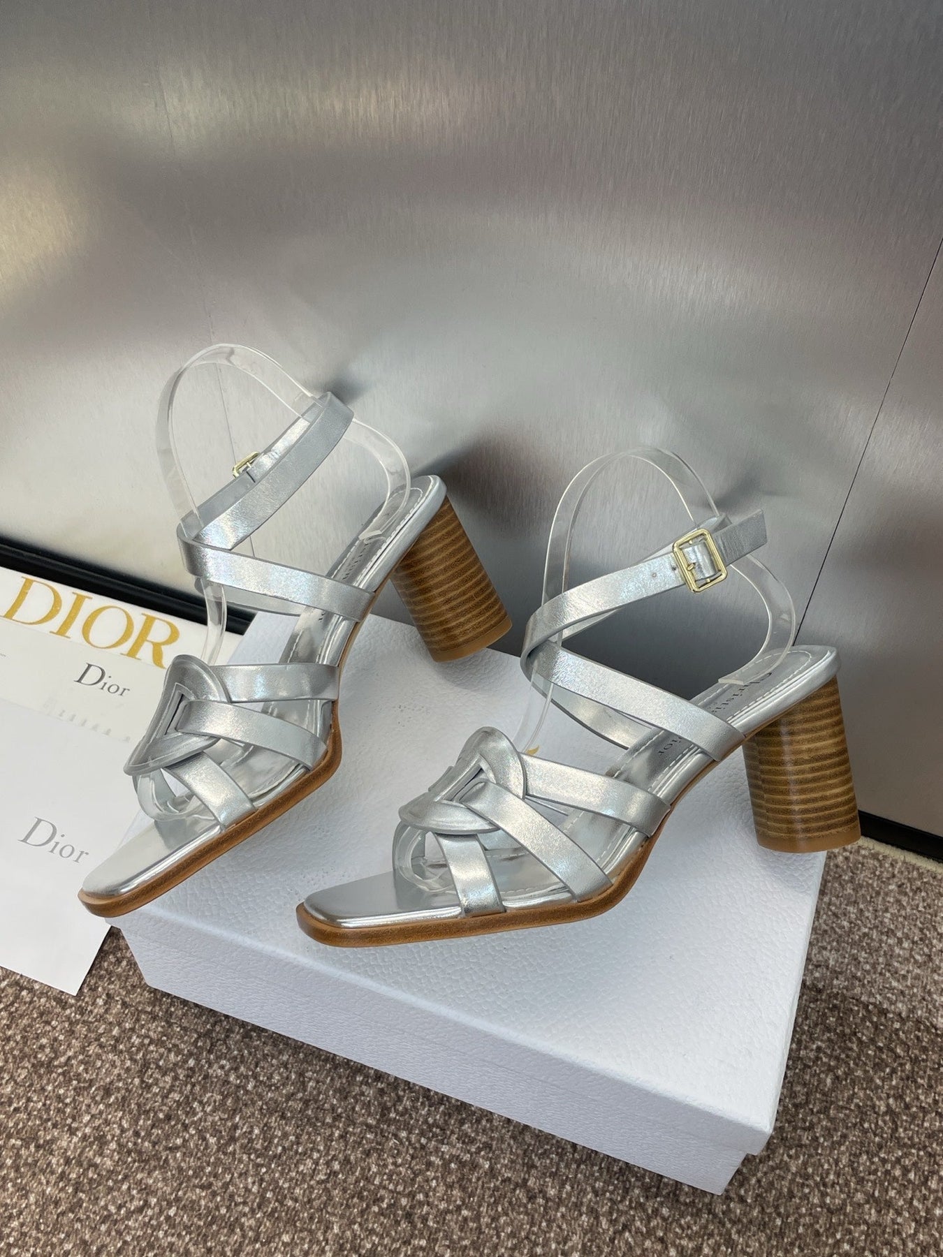 D-CLUB HIGH HEEL SLIDE 25S 80MM IN SILVER GLOSSY CALFSKIN
