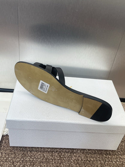 D-CLUB SLIDE SANDAL 25S IN BLACK CALFSKIN