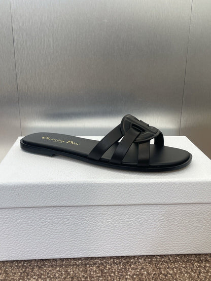 D-CLUB SLIDE SANDAL 25S IN BLACK CALFSKIN