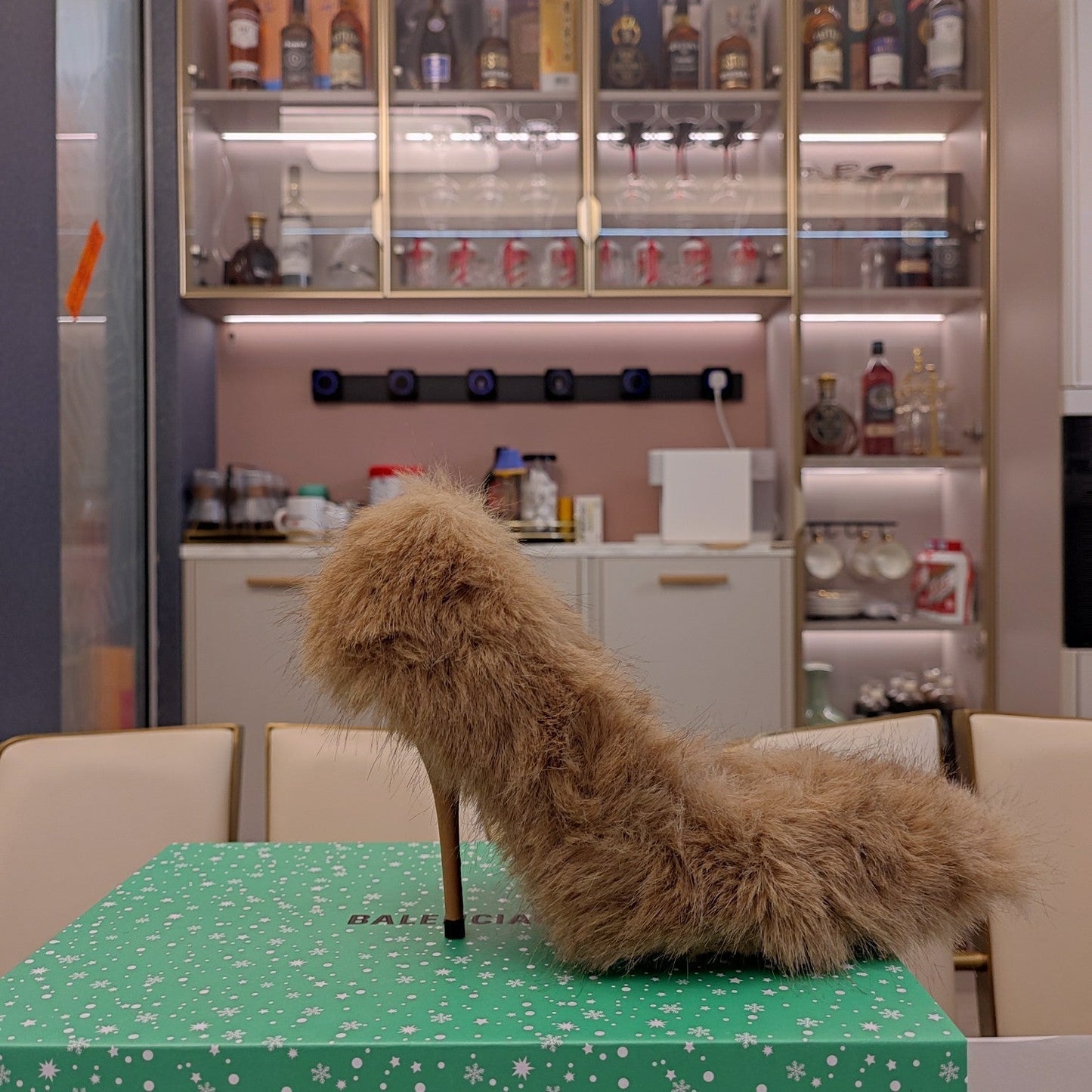 FURRY PUMPS 90MM IN BROWN FOX FUR