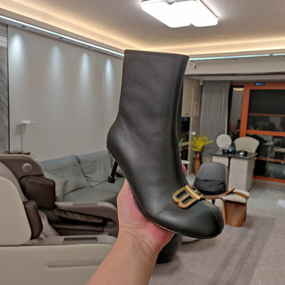 ROUND-TOE HIGH HEEL BOOTS IN BLACK SMOOTH LAMBSKIN