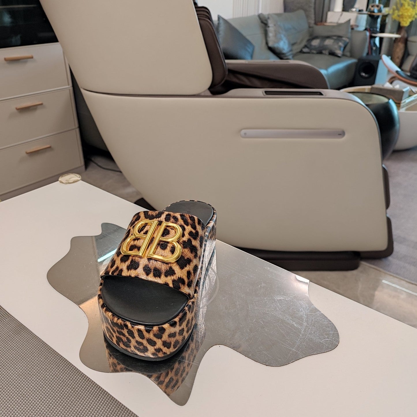 RISE SANDAL THICK-SOLED IN BROWN LEOPARD PRINT CALFSKIN