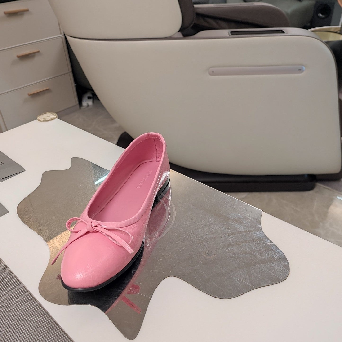 RHINESTONE BALLET FLATS WITH BOW IN SEA PINK WAX-OIL SHEEPSKIN