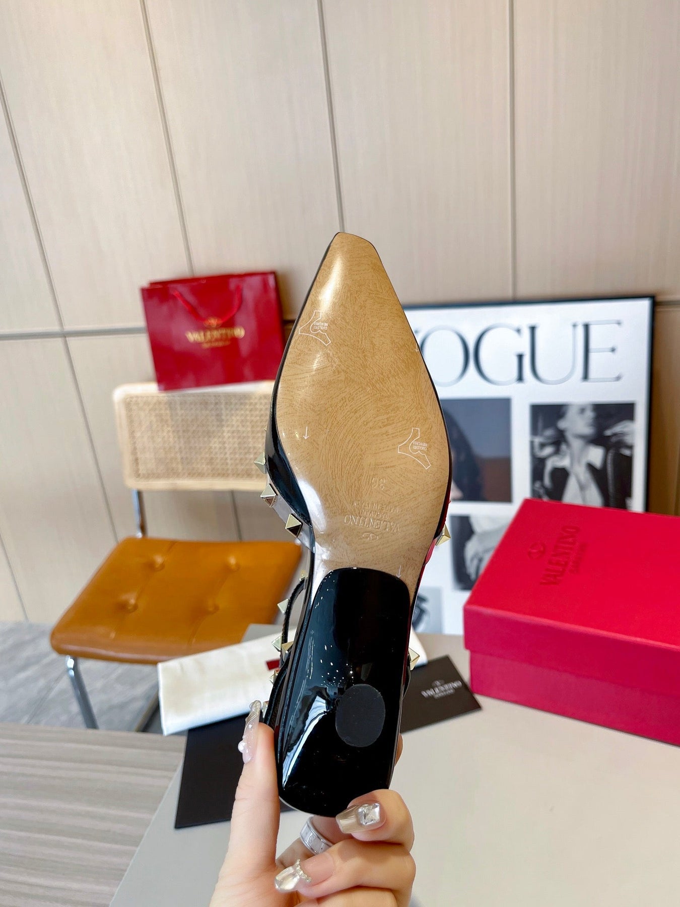 ROCKSTUD CAGED SLINGBACKS 5 CM IN BLACK CALFSKIN