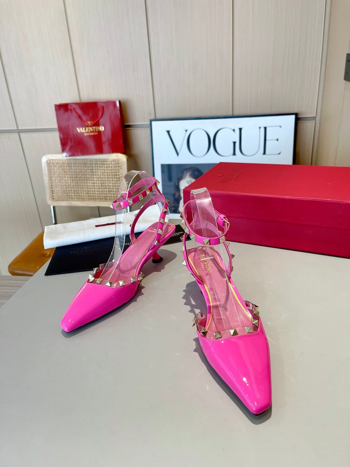 ROCKSTUD CAGED SLINGBACKS 5 CM IN DEEP PINK CALFSKIN