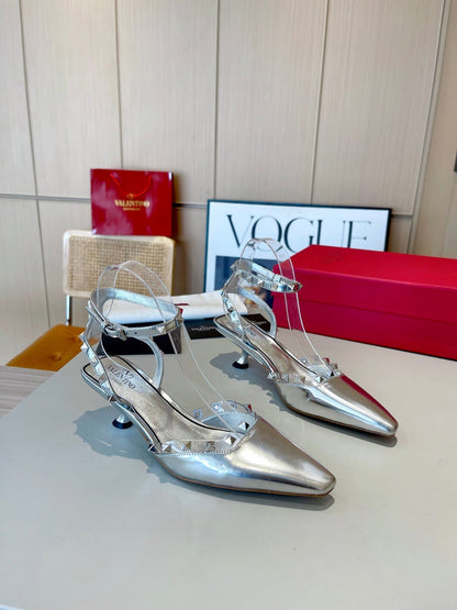 ROCKSTUD CAGED SLINGBACKS 5 CM IN SILVER CALFSKIN