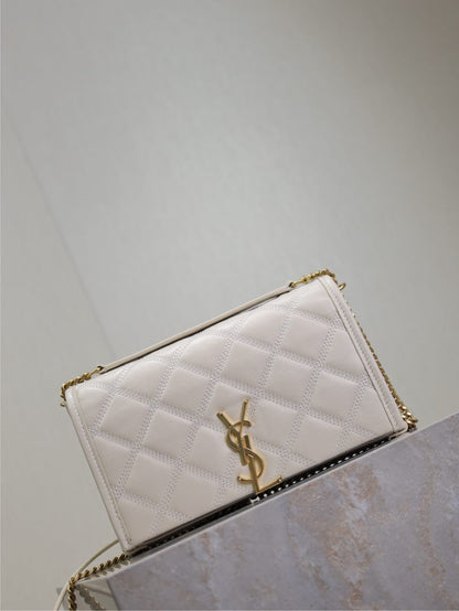 BECKY 22 IN WHITE QUILTED LAMBSKIN GOLD HARDWARE