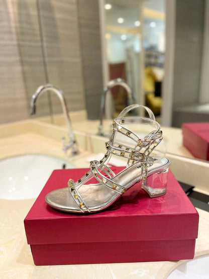 ROCKSTUD SANDAL WITH STRAP IN SILVER CALFSKIN 60 MM