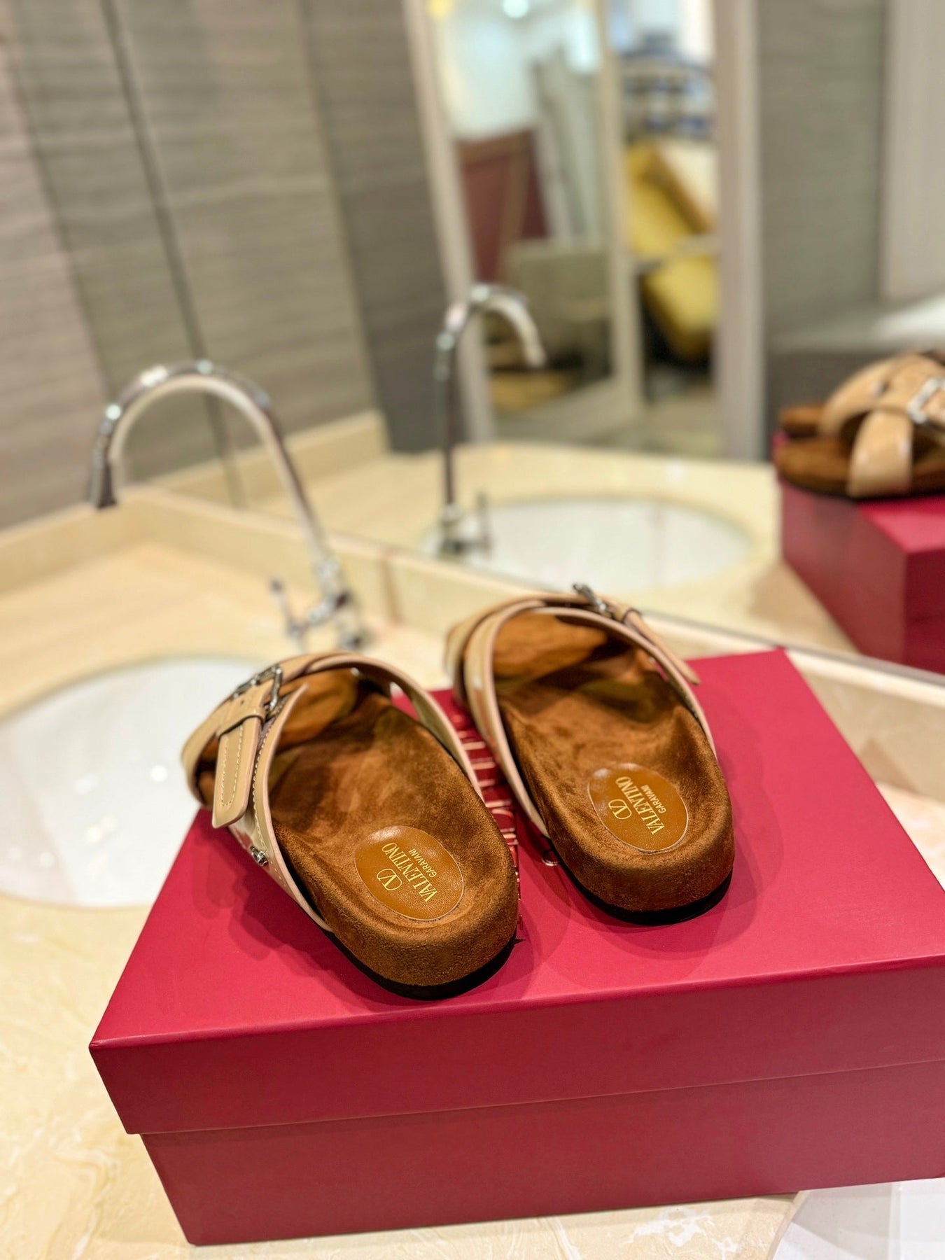 CROSSOVER - STRAP CAMEL BROWN CALFSKIN SLIDE