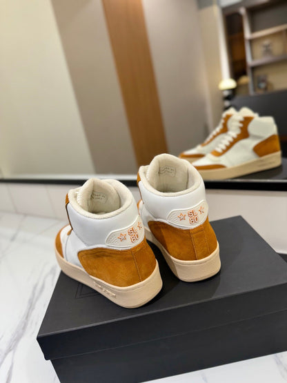 MID-TOP SNEAKERS IN WHITE PERFORATED LAMBSKIN AND BRONZE ORANGE SUEDE