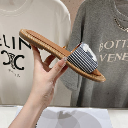 LYMPIA MULE IN TRIOMPHE JACQUARD WOOLLEN FABRIC White Black Caro