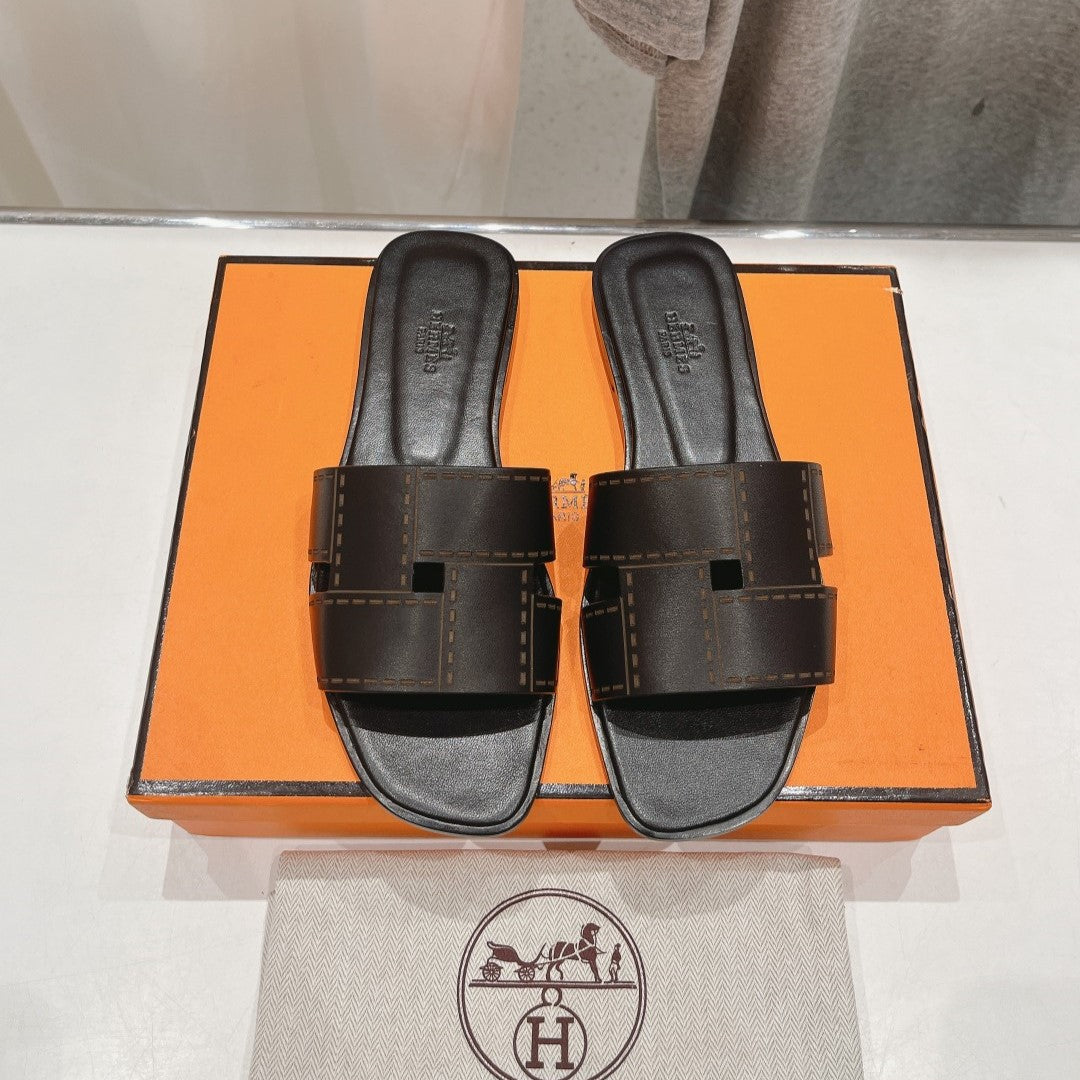 Idioma Sandal Black Calfskin