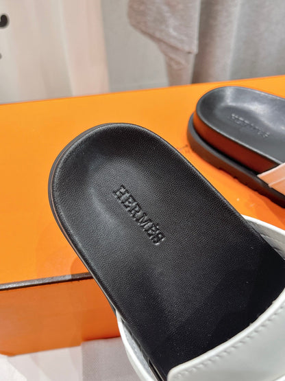 EMPIRE SANDAL BLACK MIX WHITE CALFSKIN