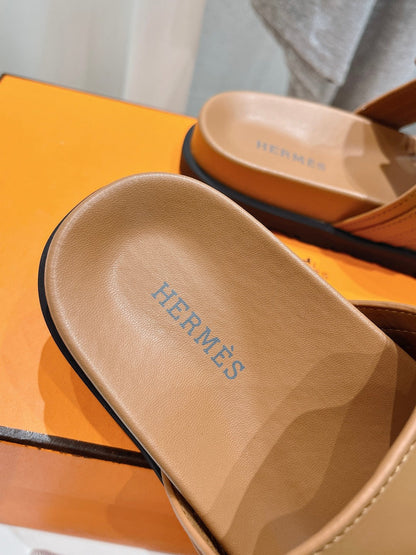 EMPIRE SANDAL CARAMEL CALFSKIN