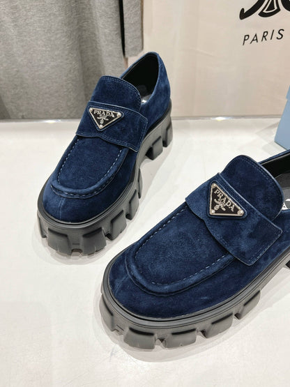 MONOLITH LOAFERS IN NAVY BLUE SUEDE