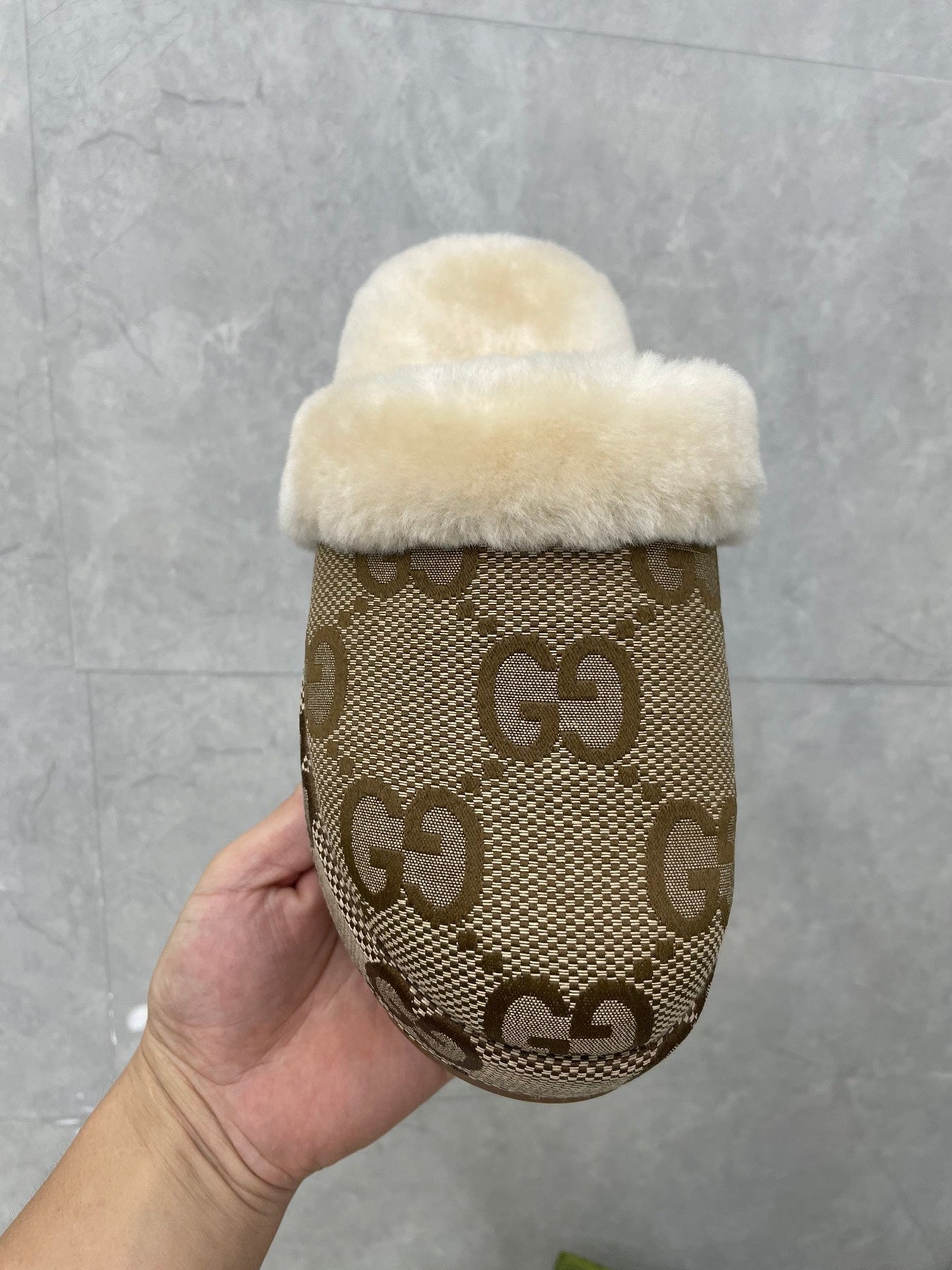 GG MULE IN PEANUT BROWN MONOGRAM JACQUARD FABRIC AND RABBIT FUR LINING