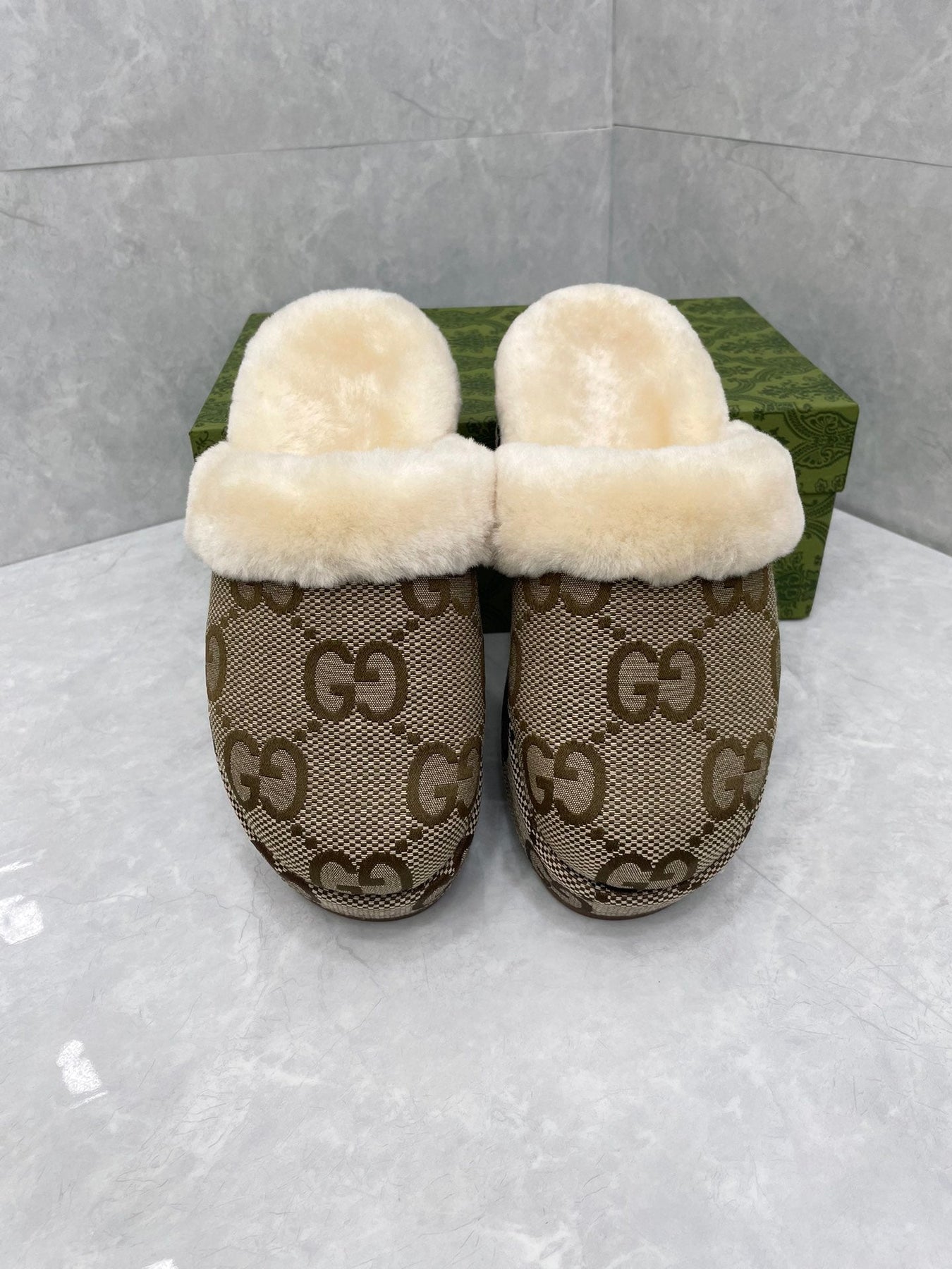 GG MULE IN PEANUT BROWN MONOGRAM JACQUARD FABRIC AND RABBIT FUR LINING