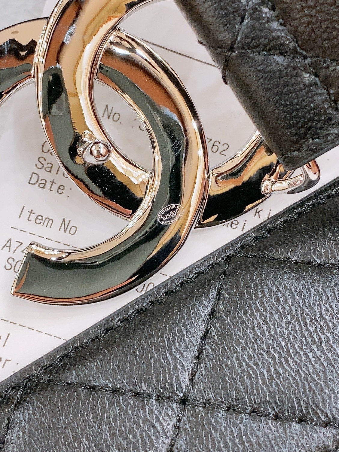 DOUBLE C BELT 40MM IN BLACK QUILTED LAMBSKIN SILVER RESIN BUCKLE