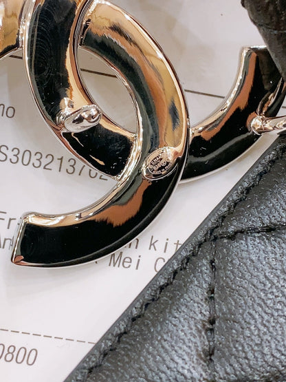 DOUBLE C BELT 30MM IN BLACK QUILTED LAMBSKIN WITH SILVER RESIN BUCKLE EMBOSSED LOGO