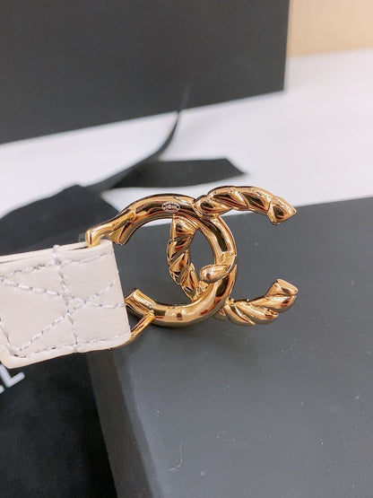 DOUBLE C BELT 20MM IN WHITE CALFSKIN WITH QUILTED STITCHING SPIRAL GOLD BUCKLE